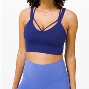 Lululemon Pushing Limits sports bra